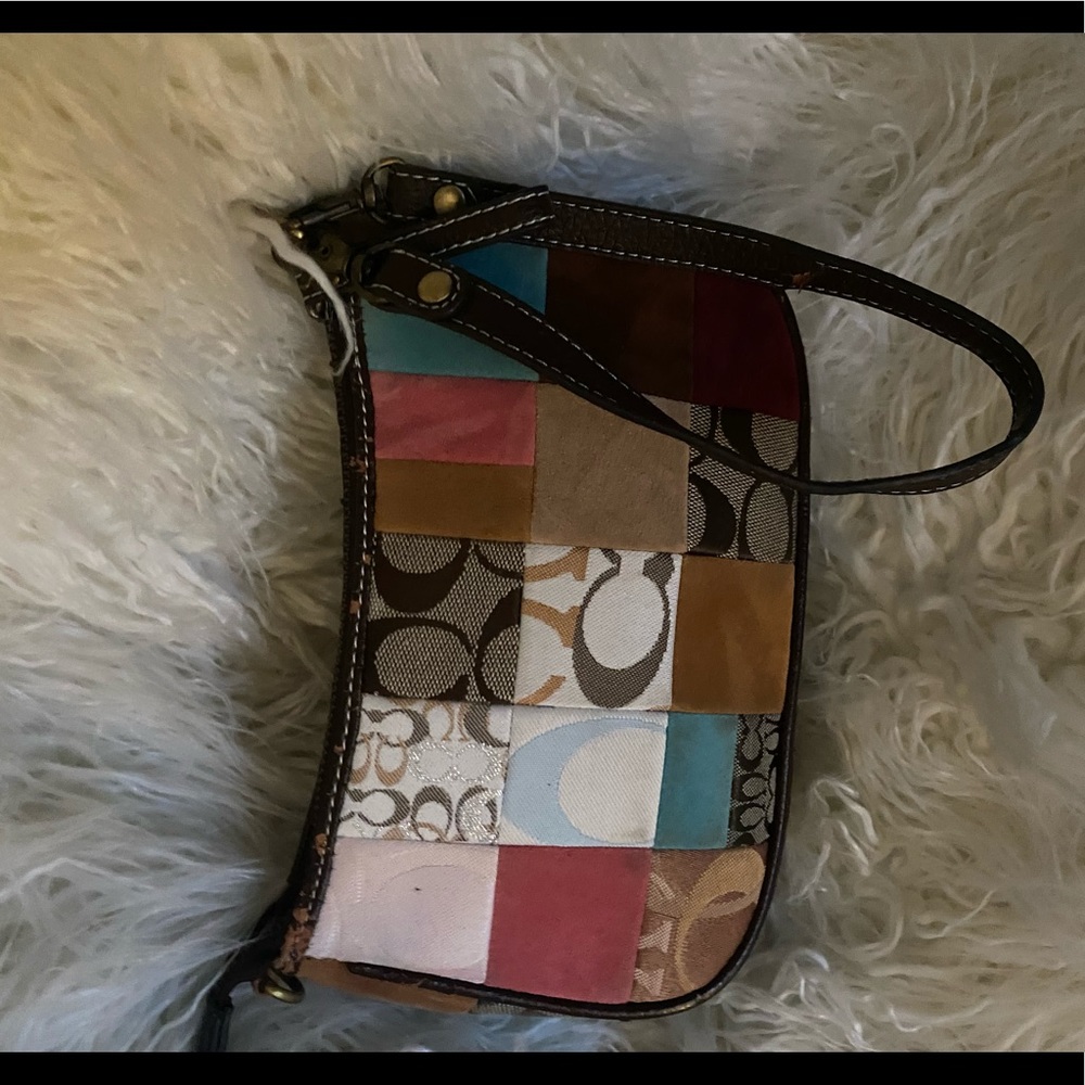 Coach wristlet/clutch - Picture 2 of 9